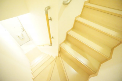 【内装】 | グレイスコート | ※同物件、同タイプ、間取り反転のお部屋です※角部屋の為二面採光になります。
