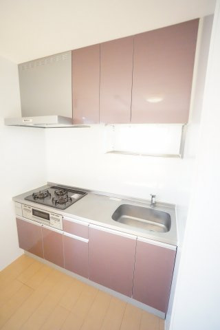 【キッチン】 | グレイスコート | ※同物件、同タイプ、間取り反転のお部屋です※角部屋の為二面採光になります。