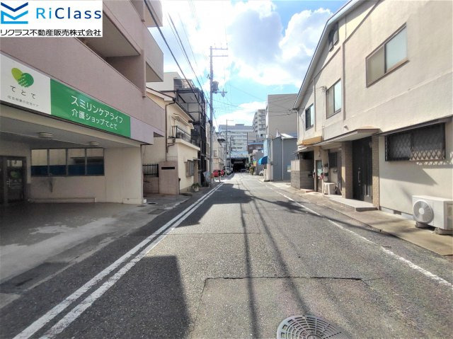 湊川サンクレバーの外観|物件の前面道路です