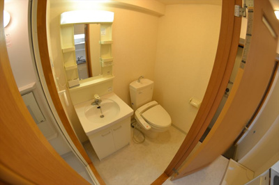 【洗面所】 | アーデン和泉町 | 広い洗面スペース