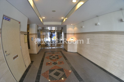 【ロビー】 | アーデン和泉町 | 清潔なロビーです