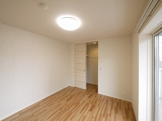 ヴィラフォーレの寝室|寝室にぴったりのお部屋です