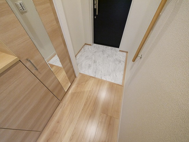 ヴィラフォーレの玄関|明るい玄関です