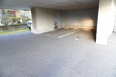 【駐車場】 | ストーンパレス2