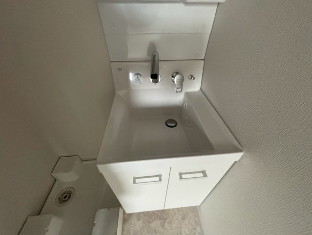 グラシアスコート長瀬( 近畿大学 一人暮らし )の洗面所