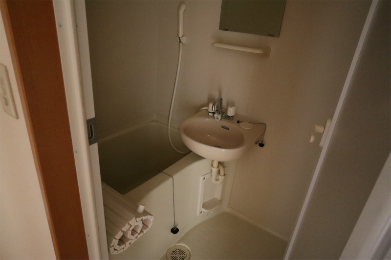 LEO拾番館の浴室