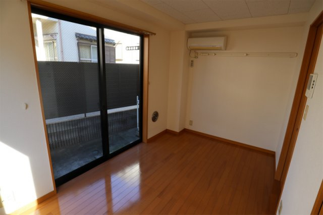 LEO拾番館の寝室