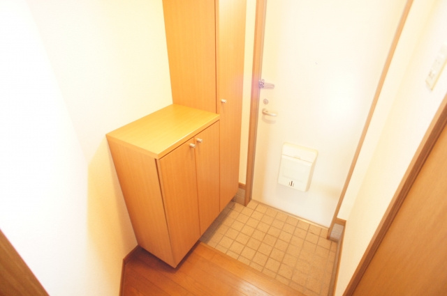 ドゥ・ジャルダンの玄関