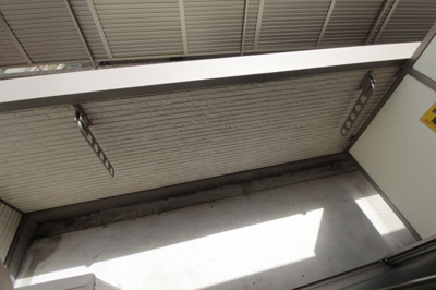 【バルコニー】 | AQUE11 | 広々なバルコニーなのでお布団も干せます♪
