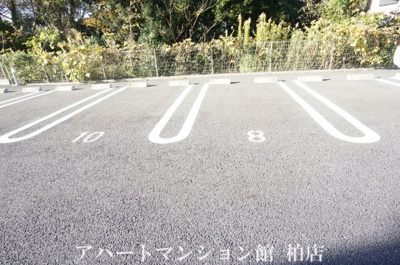 【駐車場】 | カーザ・ビアンカ