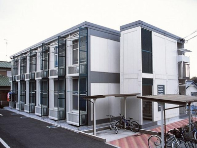 【外観】 | レオパレスカメリア四番館 | 画像1