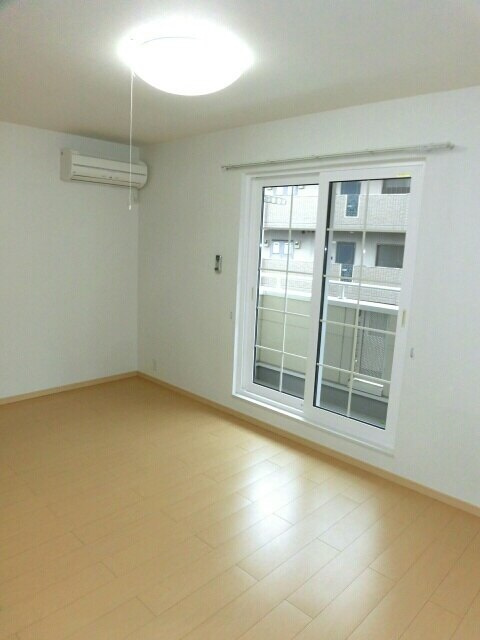 エクセレント野田の寝室