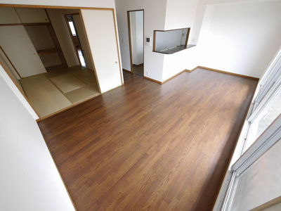 【居間・リビング】 | オーズタウンウエストスクエアⅣ番館