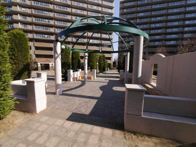 【中庭】 | オーズタウンウエストスクエアⅣ番館