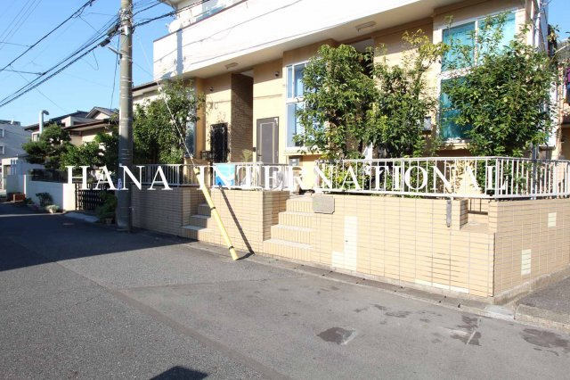 ローズアパートＲ27のロビー