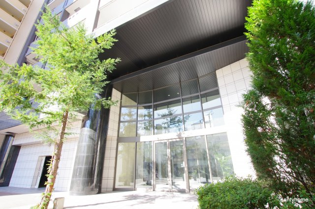 ノースヴィレッジ壱番館　仲介手数料無料のエントランス