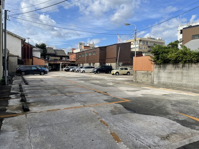 中町中央パーキングの外観