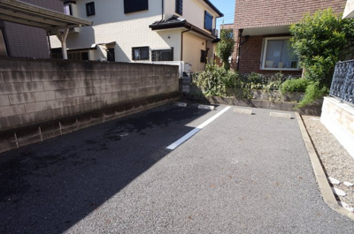【駐車場】 | セリシール | 車をお持ちの方に嬉しい駐車場付きの物件です