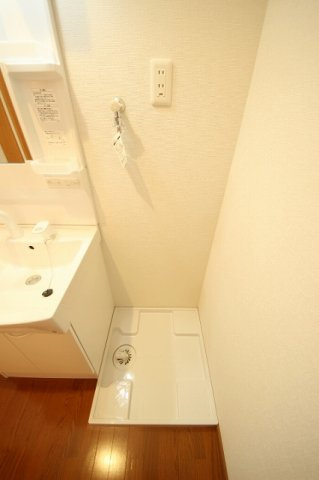 NARABUハイツⅣの設備|室内洗濯機置場です