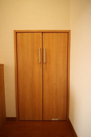 NARABUハイツⅣの収納|同施工会社同型タイプの別のお部屋です