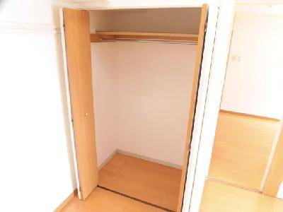 プロスペクト河原町五条の収納|クローゼット