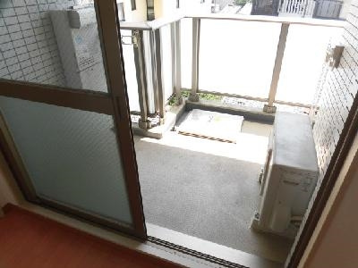 プロスペクト河原町五条のバルコニー