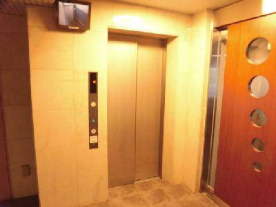 プロスペクト河原町五条のその他|エレベーター