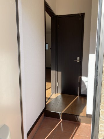 フェニックス正の玄関