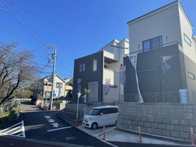 【外観】 | 仲介手数料無料　多摩市聖ヶ丘5丁目新築戸建て3棟　２号棟