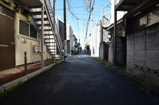 【前面道路含む現地写真】 | 現地見学や資料請求などお気軽にお問合わせ下さい。
周辺環境とあわせて現地ご案内致します。
