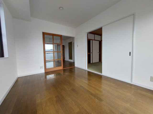 メゾン大北の洋室