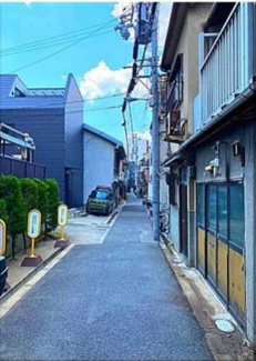 【前面道路含む現地写真】