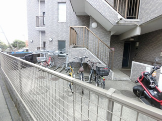 【その他共用部分】 | 駐輪場・バイク置場です。