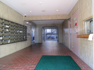 【エントランス】