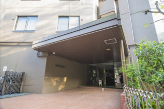 【エントランス】