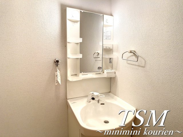 ペジーブル萱島の独立洗面台