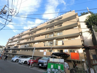 【外観】 | ハイラーク保土ヶ谷 | 総戸数５３戸、平成７年１月築、管理人は日勤勤務につき管理体制良好です♪
