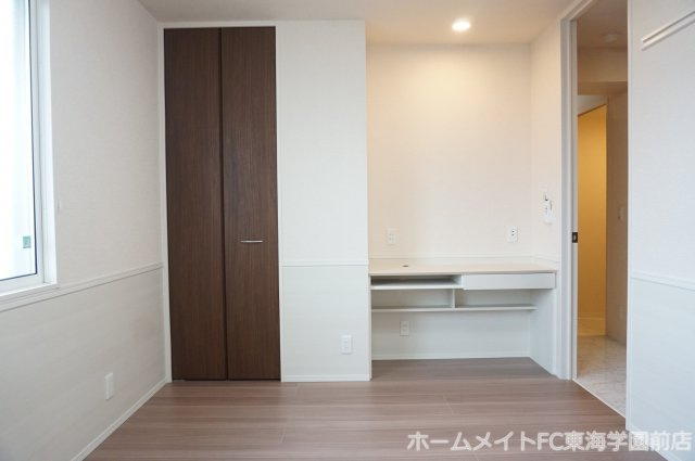 合志市須屋のアパートの洋室