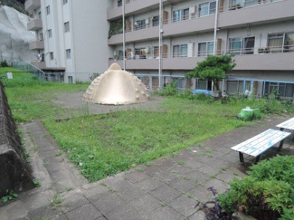 【その他共用部分】 | 敷地内公園です。