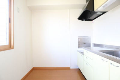 【キッチン】 | ラ・ベラ・ルーチェ