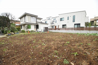 【外観】 | 現地見学や資料請求などお気軽にお問合わせ下さい。
周辺環境とあわせて現地ご案内致します。