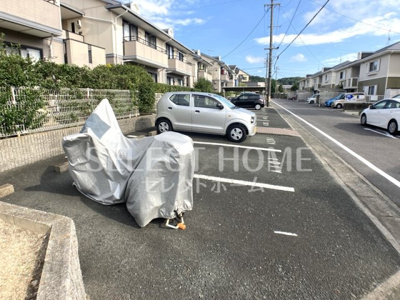 【駐車場】 | コートビレッジさとＡ | 駐車場です
