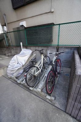 【その他共用部分】 | オリバ ソガ スタ