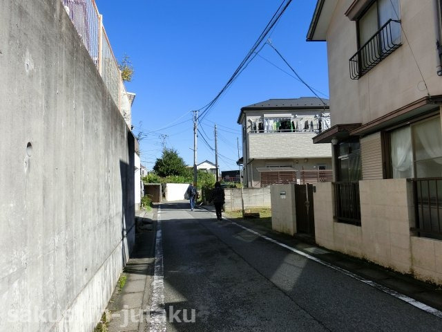八千代台東６丁目　売地の前面道路含む現地写真|八千代台東６丁目　土地　建築条件なし　更地　約２４坪　西側４ｍ公道面