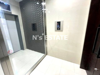 【エントランス】 | u-ro湊川公園前