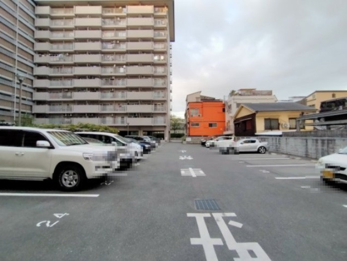 深江橋第二コーポの駐車場