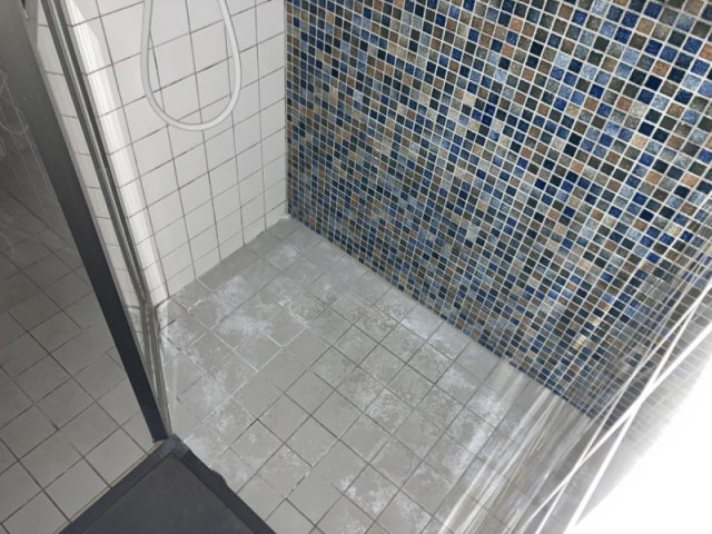 北野コーポラスの浴室