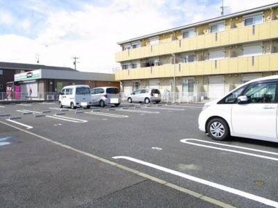 【駐車場】 | ルクティア