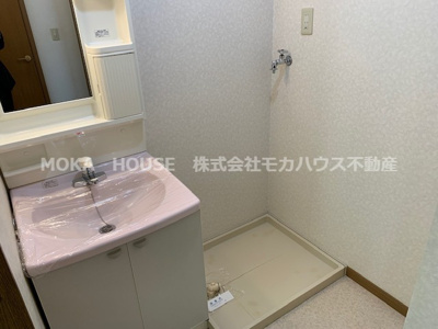 【洗面所】 | ヴェルロール西今宿 | 脱衣スペースもあります