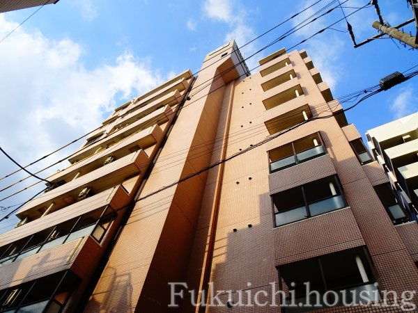 ライオンズマンションヨコハマ戸部の外観